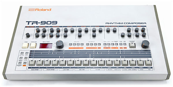 Roland TR-909 Image