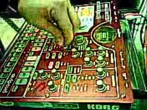 Embedded thumbnail for ElecTribe SX (ESX-1) &gt; YouTube