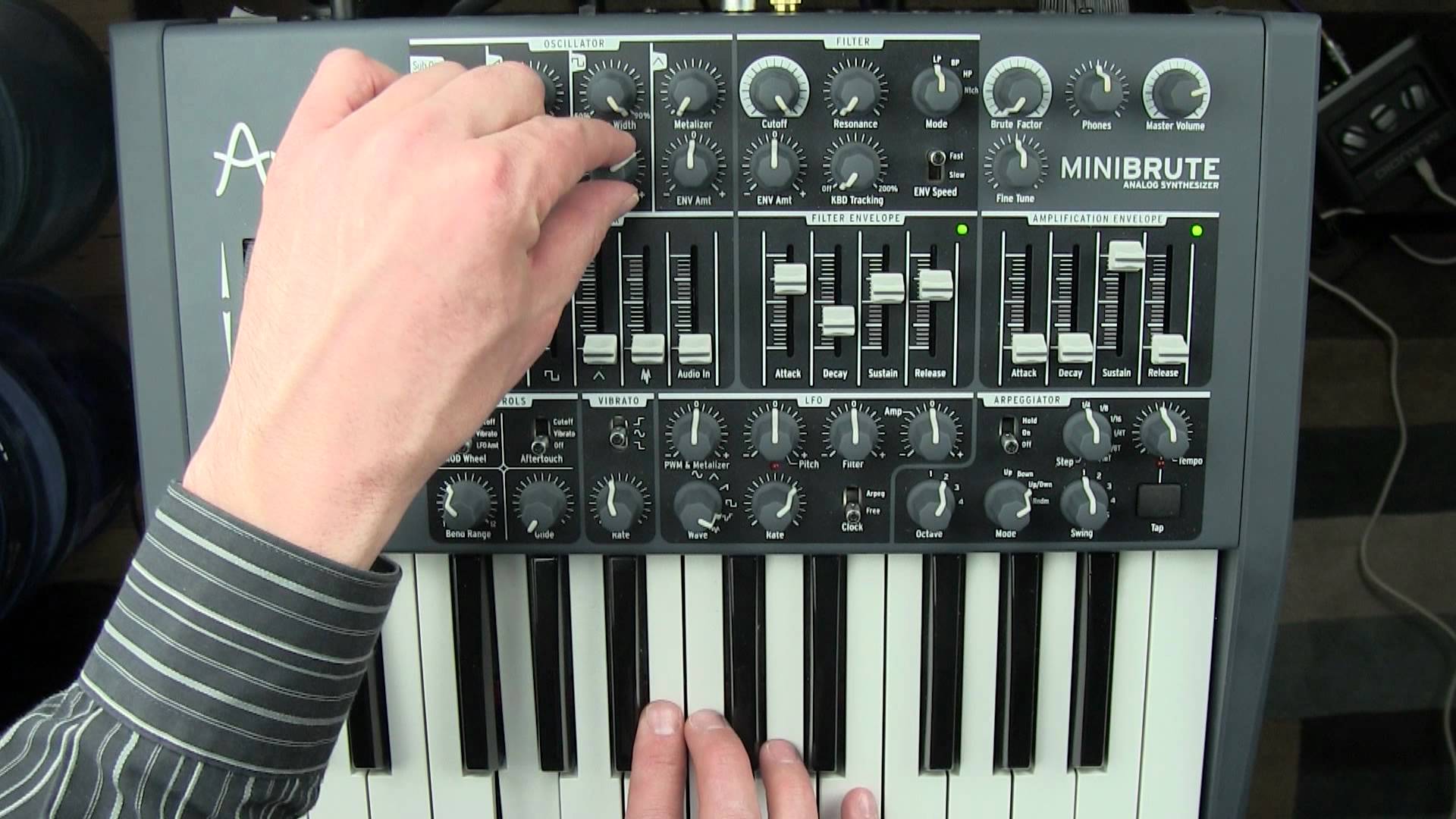 Embedded thumbnail for MiniBrute &gt; YouTube