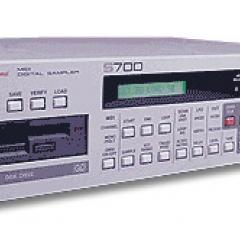 Akai S700 Image