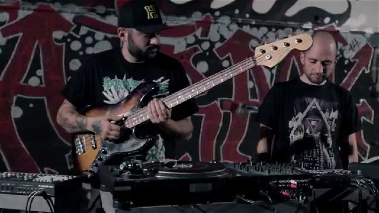 Embedded thumbnail for Elektron Octatrack > YouTube