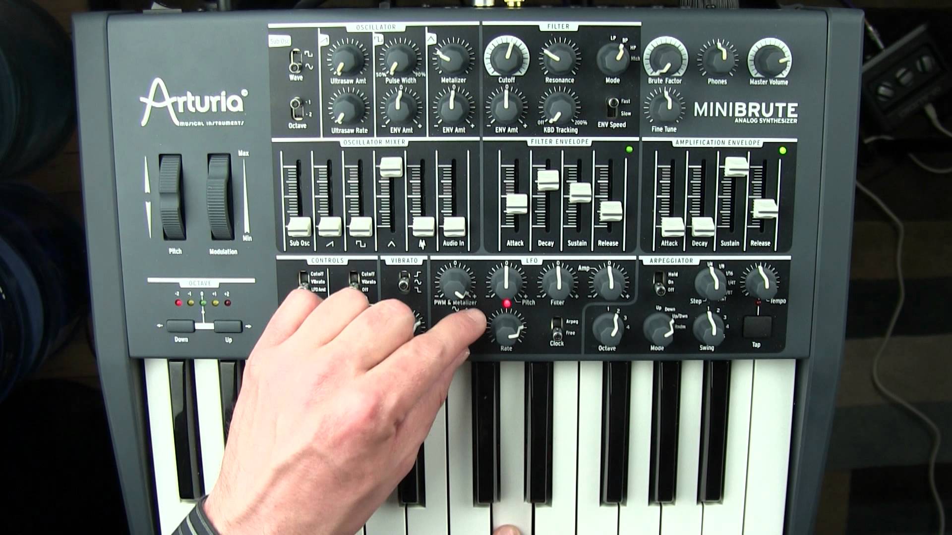 Embedded thumbnail for MiniBrute &gt; YouTube (previous revision)