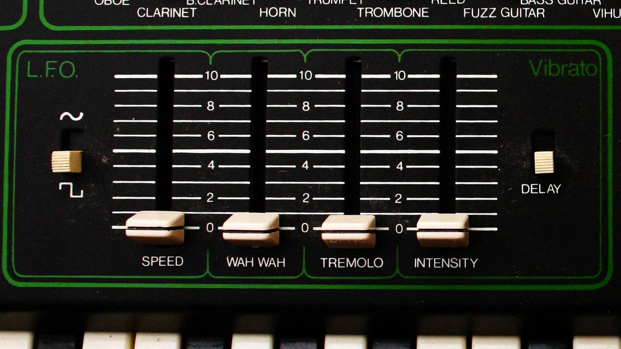 Embedded thumbnail for EKOsynth P15 > YouTube